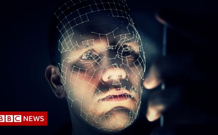  Clearview AI fined in UK for illegally storing facial images