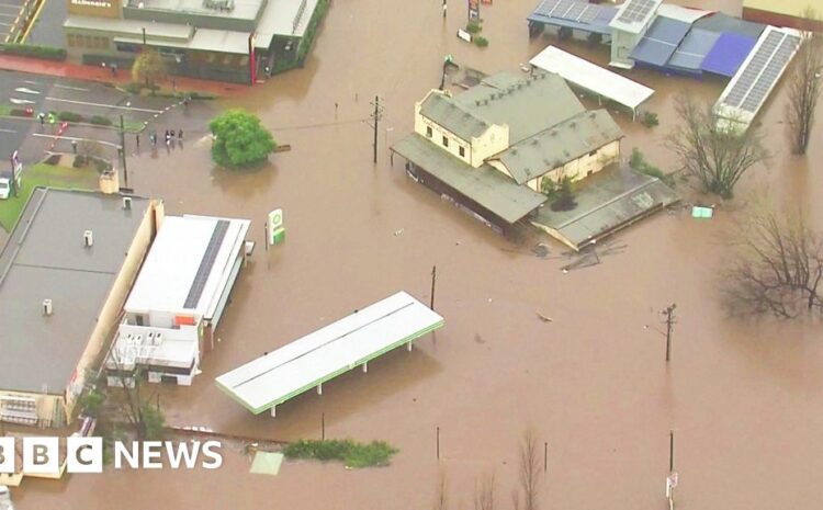  Sydney floods: Tens of thousands told to evacuate