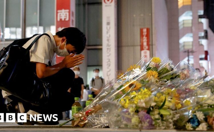  Shinzo Abe: Mourners gather on street where Japan’s ex-leader was shot