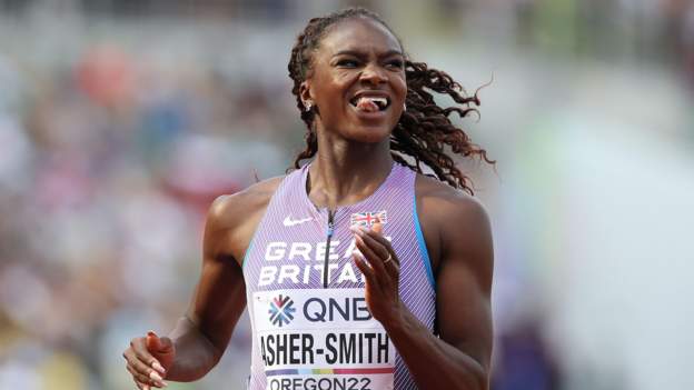  World Athletics Championships: Dina Asher-Smith sets fastest time in 100m heats