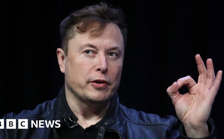  Elon Musk says $8 monthly fee for Twitter blue tick