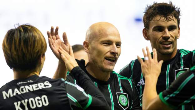  Hibernian 0-4 Celtic: Scottish Premiership leaders win 12th straight match