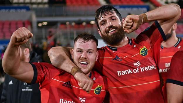  Ulster 14-15 Munster: Visitors snatch last-gasp URC victory in Belfast