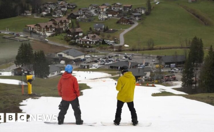  Snow shortage threatens Alps with wet winter season