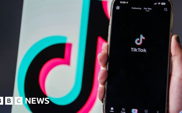  BBC advises staff to delete TikTok from work phones