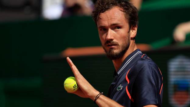  Monte Carlo Masters: Daniil Medvedev beats Lorenzo Sonego in first clay-court match of the year