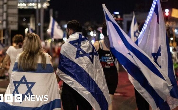  Israelis seek opportunities abroad amid unrest at home