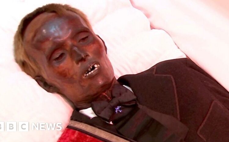  128-year-old mummy gets a funeral