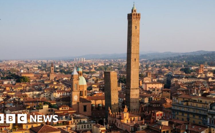  Bologna's leaning tower sealed off over fears it could collapse