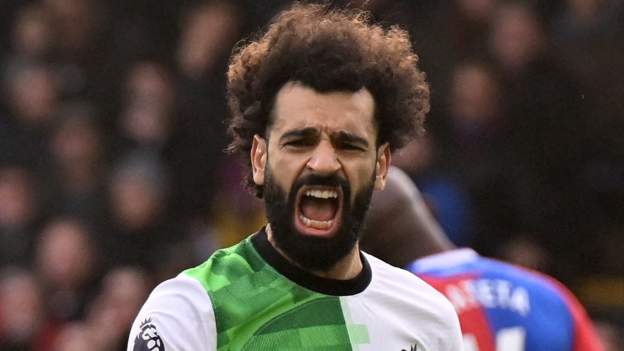  Crystal Palace 1-2 Liverpool: Mohamed Salah scores 200th Reds goal in comeback win