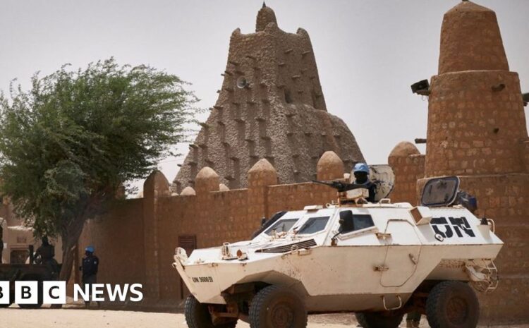  Mali: UN peacekeeping mission ends after decade