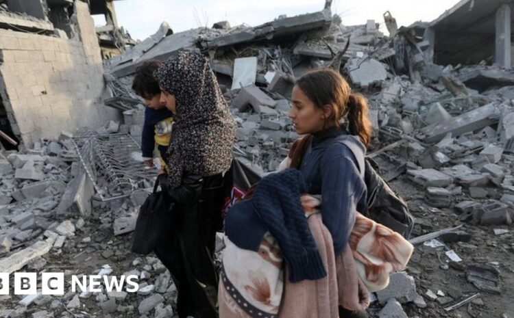  Israel Gaza: Biden urges Israel to protect Rafah civilians