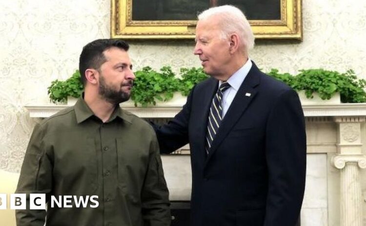  Ukraine war: Biden ‘confident’ Republicans will vote for $60bn aid package