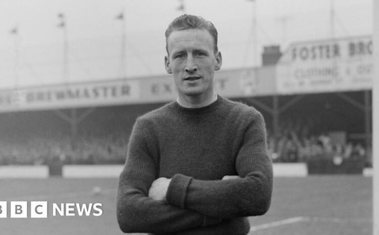  Oldest surviving England player dies at 94