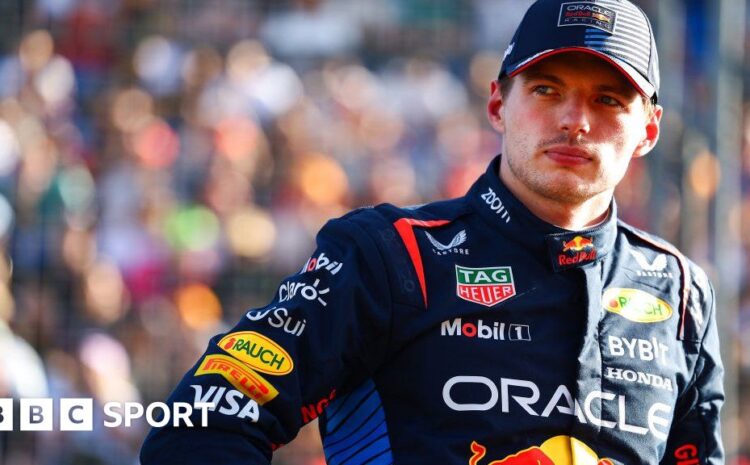  Max Verstappen takes Australian Grand Prix pole position; Lewis Hamilton 11th