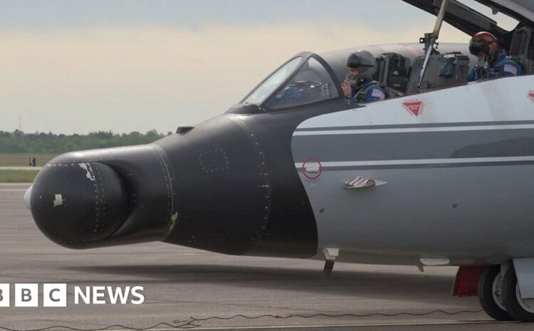  A look inside the Nasa jet chasing the solar eclipse