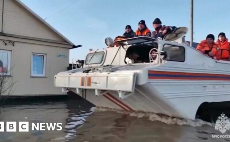  Thousands evacuated after dam burst worsens floods in Russia